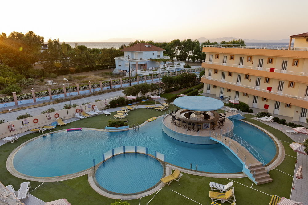 Bayside Hotel Katsaras Kremastí Exterior photo